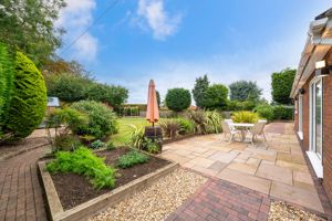 Rear garden/patio- click for photo gallery